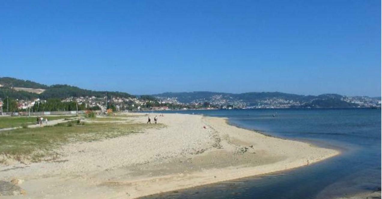 Atico Playa A Xunqueira - Moana, A 15 Min De Vigo Apartment Luaran gambar